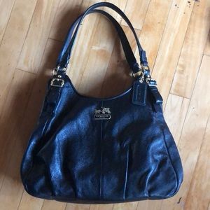 Coach- Black leather bag (like new)